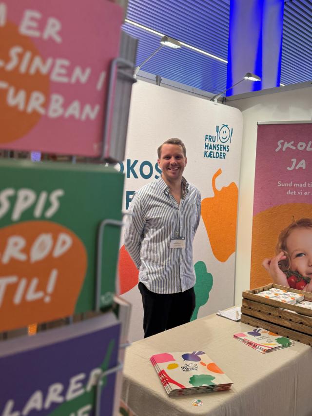 Medarbejder på messe