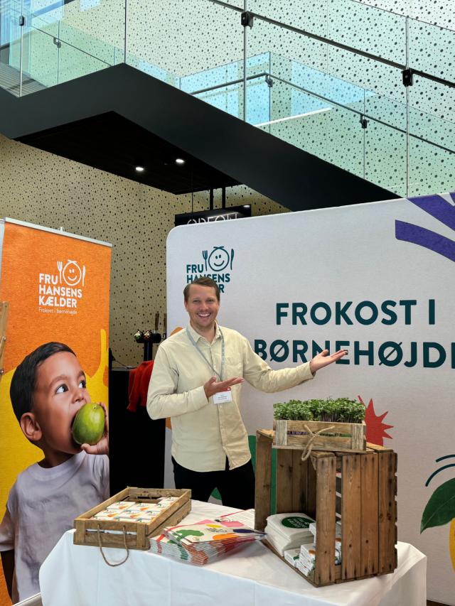 Medarbejdere på messe